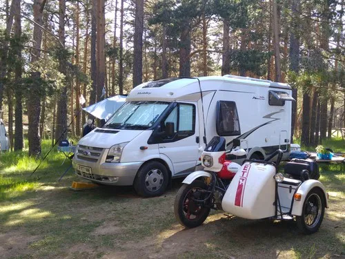 Camping Sierra de Albarracín "Las Corralizas" 3