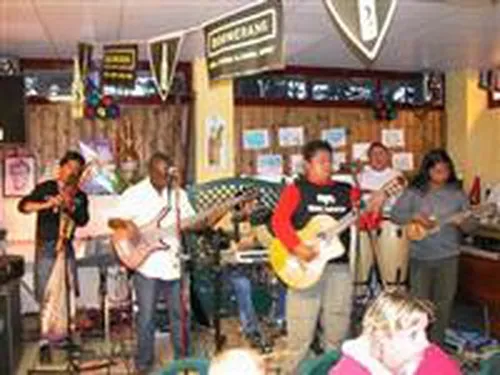 Camping Le Château Du Petit Bois 5