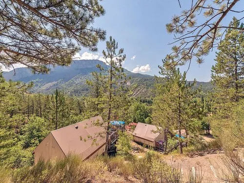 Flower Camping Le Clot du Jay 5