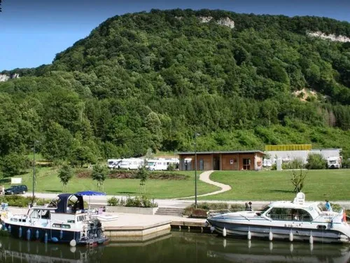 Camping Le Domaine d'Aucroix 5