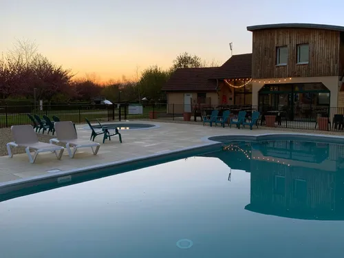 Camping Le Hameau des Champs 3