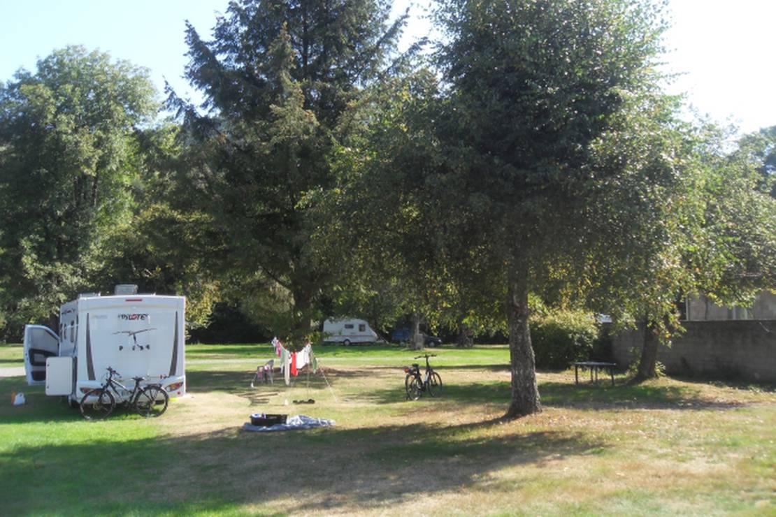 Camping Le Pont De Maxonchamp 4