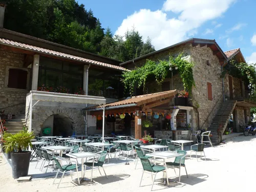 Camping Le Pont De Mercier 3