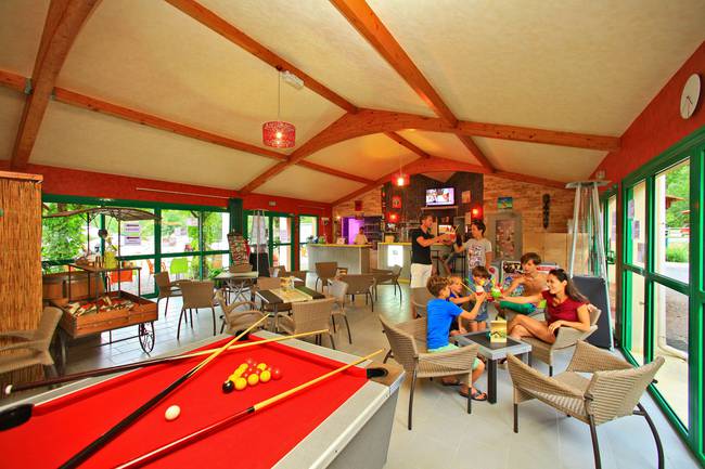 Le Tiki Bar