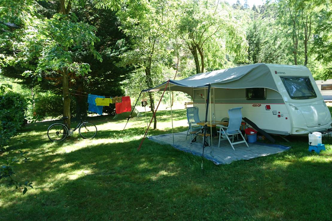 Camping Ushuaïa Villages Le Viaduc 4