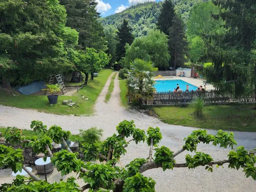 Camping Les Berges du Doux 3