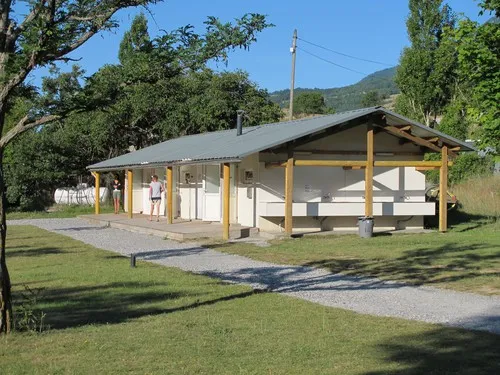 CAMPING Le Domaine des Ecrins 5