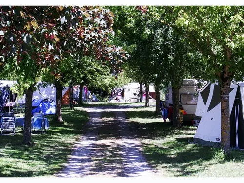 Camping Les Moulins de la Vergne 5