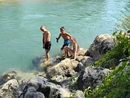 Camping les Plages de l'Ain 5