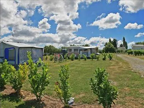 Camping Les Prairies de L'Etang 3