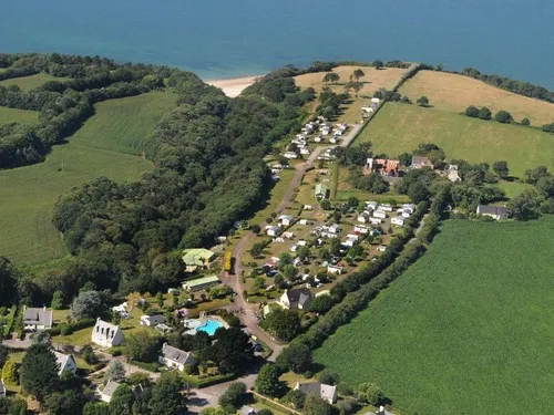 Camping Les Prés Verts aux 4 Sardines 6