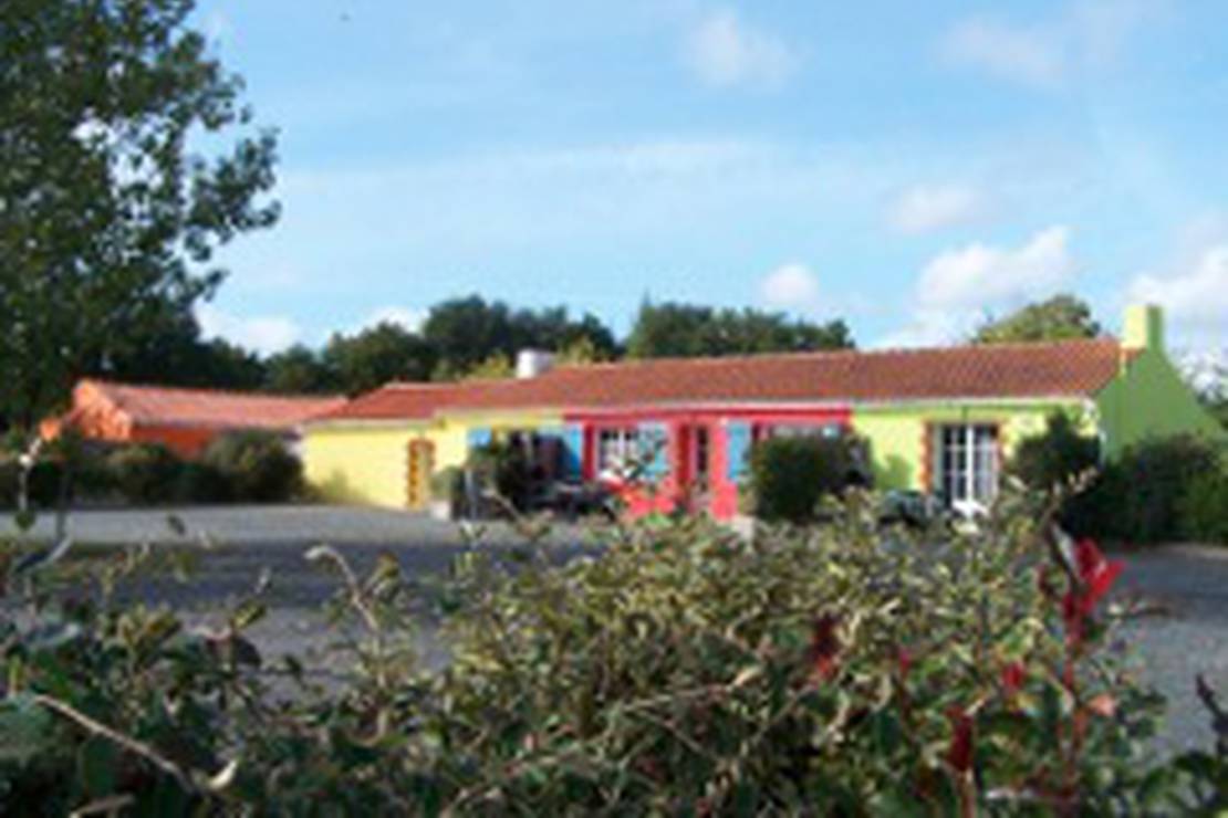 Camping Les P'tites Maisons dans la prairie 4