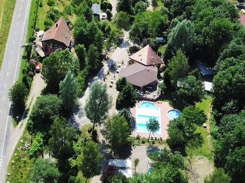 Camping Les Reflets Du Val D'argent 6