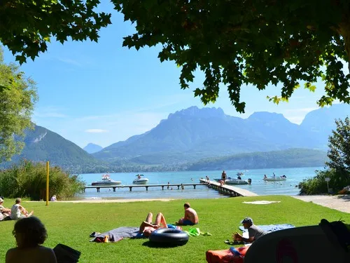 Camping Les Rives du Lac 5