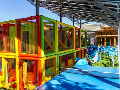 Camping Madrid Arco Iris 11