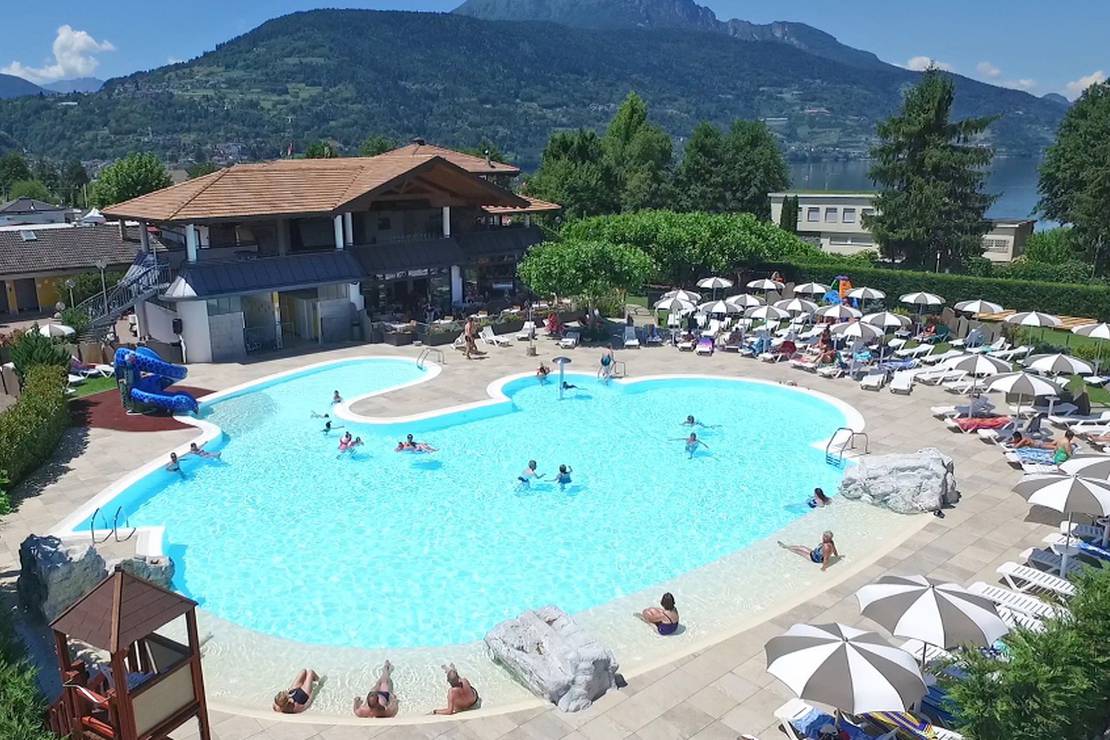 Camping Mario Village 7