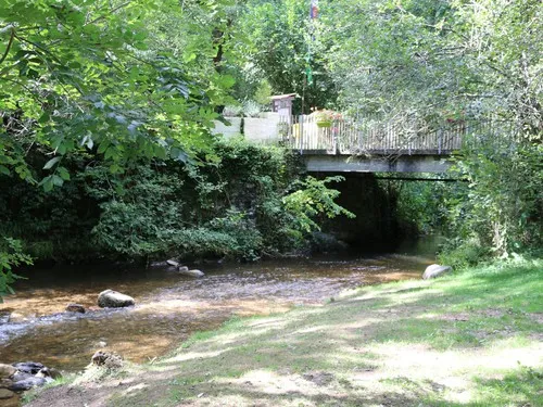 Camping Moulin de Chaules 6