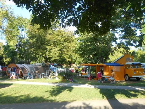 Camping municipal de Justin 3
