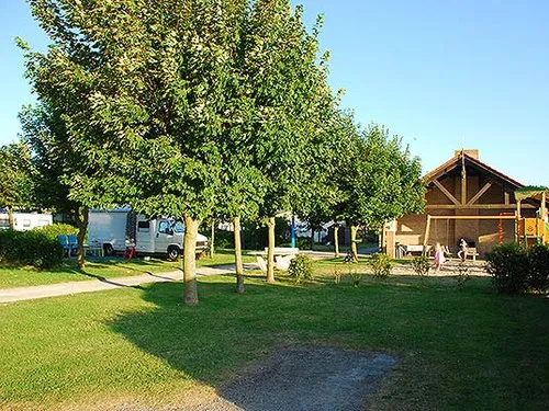 Camping Municipal De La Plage 8