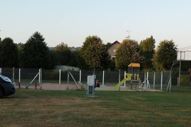 Camping Municipal Des Chevaliers image 1