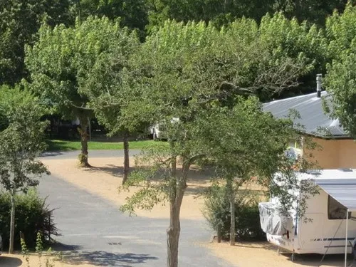 Camping Municipal Du Lac 4