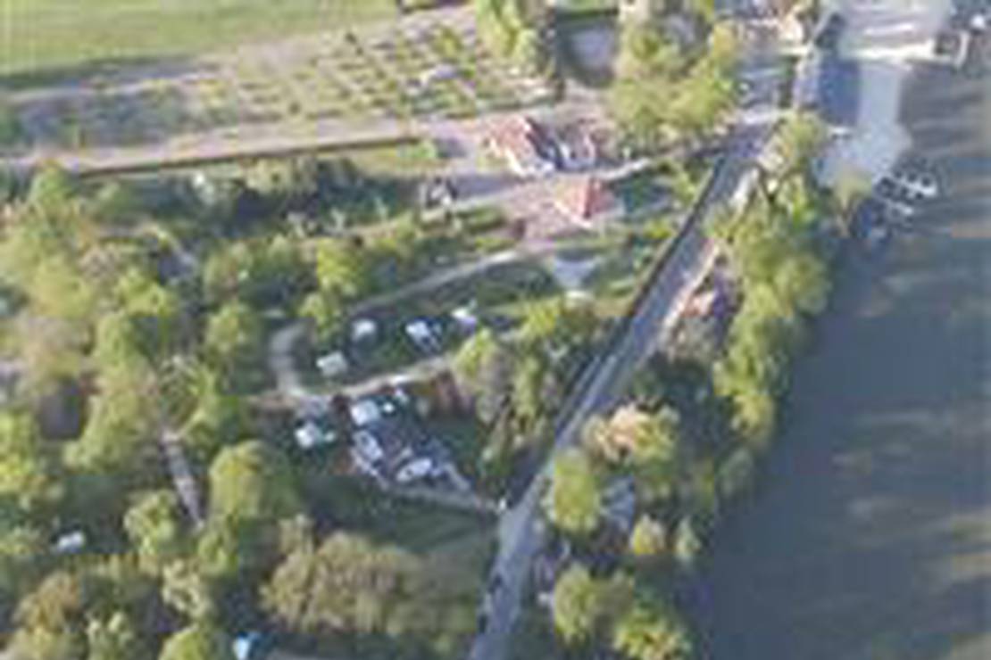 Camping municipal du Lac de Pont 4