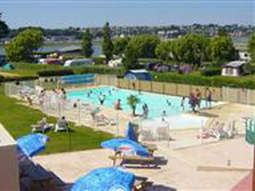 Camping municipal Ernest Renan 8