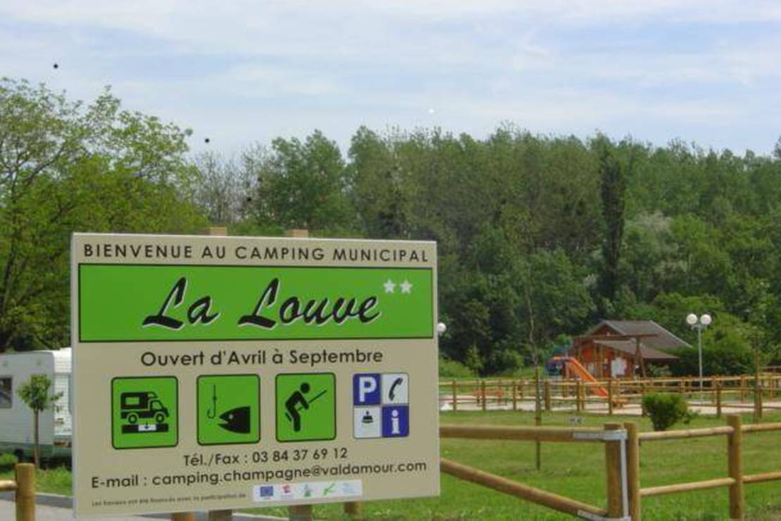 Camping Municipal La Louve 4