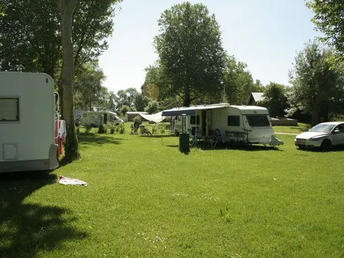 Camping municipal La Route d'or 6
