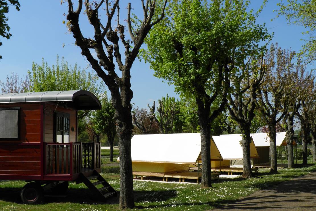 Camping Municipal La Saulaie 6