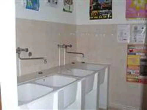 Camping Municipal Le Parc Du Chateau 6