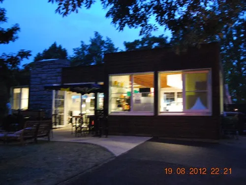 Camping municipal Le Pré des Laveuses 4