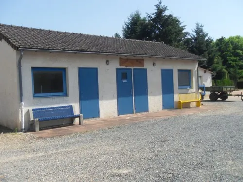 Camping Municipal "Les Bords De Besbre" 6