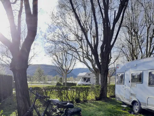 Camping Municipal Les Iles De Silon 8