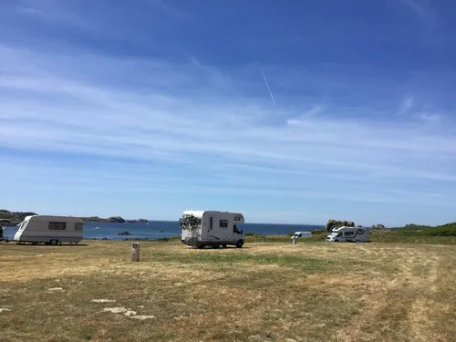 Camping Municipal Saint Gonvel 6