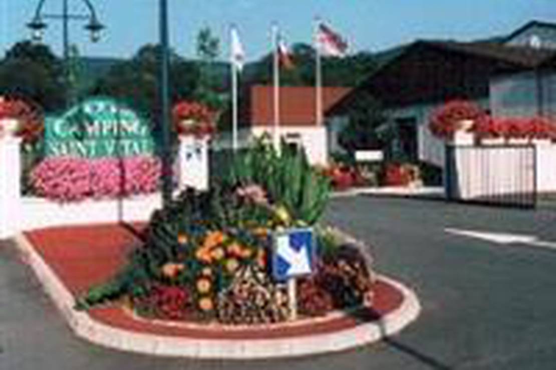Camping Municipal Saint Vital 7