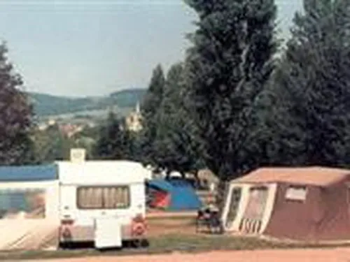 Camping Municipal Saint Vital 8