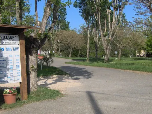 Camping Municipal Village 3