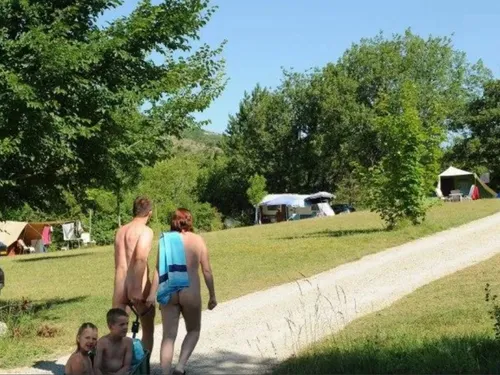 Camping Naturiste Domaine des Lauzons 5