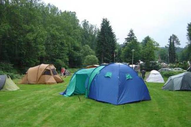 Quelle: http://campingwesterwald.de/moglichkeiten/platzbilder/