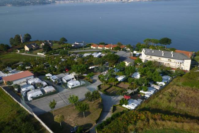 Homepage http://www.campingperbes.com