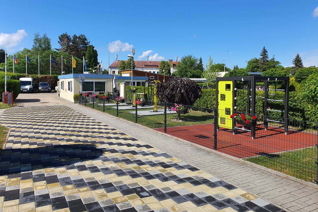 Camping Praha Klanovice - Prague Praag Prag 8