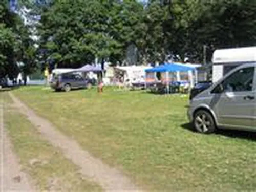 Camping przy Gospodzie pod Czarnym Łabędziem 3