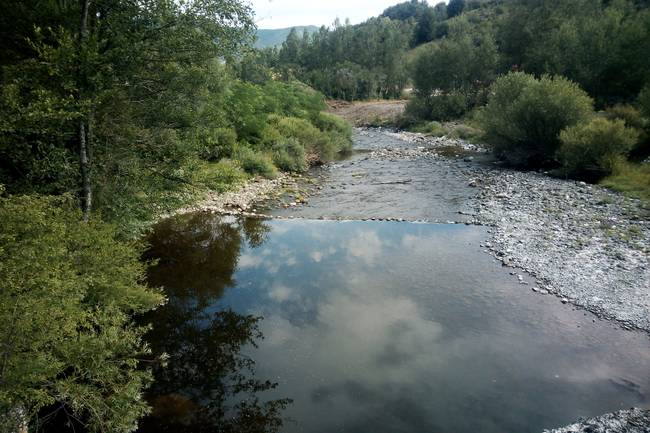 Camping River image 22