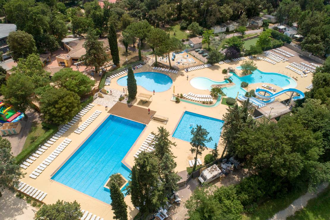 Camping Sandaya - Le Plein Air Des Chênes 5