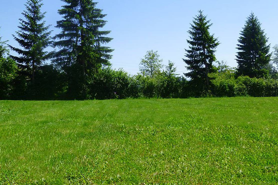 How far from the river is Camping Sarajevo?