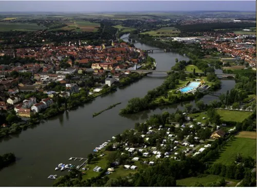 Camping Schiefer Turm 6