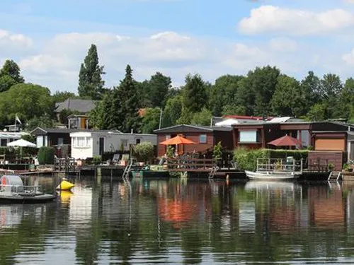 Camping Strandhaus Sonsfeld 3