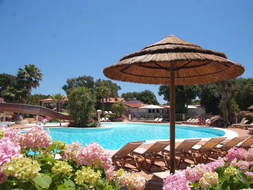 Camping U Farniente en Pertamina Village 4