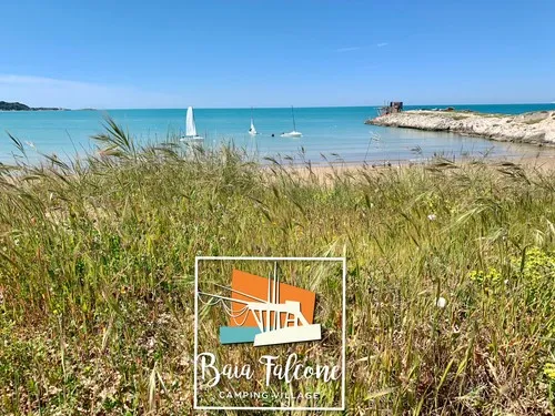 Camping Village Baia Falcone 5